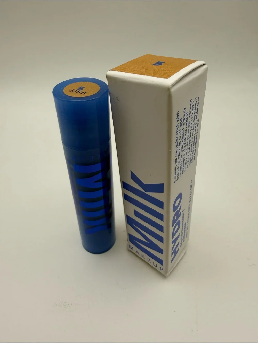 Milk Makeup Hydro Grip 12HR Hydrating Gel Stick Concealer – 5 Light Neutral